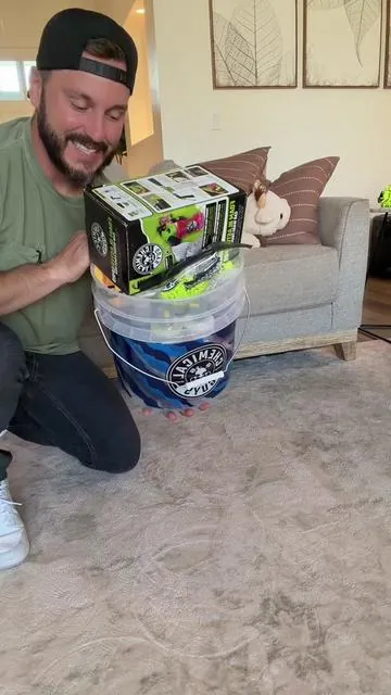 CHEMICAL GUYS Limited Edition Car Detailing Bundle  #cardetailing #carwashing #detailing #tiktokshopcreatorpicks #carsoftiktok 
