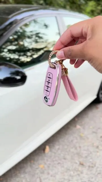 I think I need some more pink 😍 #pinkcar #newcar #decoratemycar #sentra #girly 