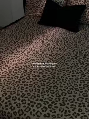 #cheetahprint #bedding #roomdecor 