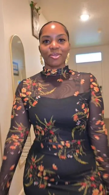 This dress SCREAMS Fall! #fallfashion #tiktokshopfalldealsforyou #dresstok 