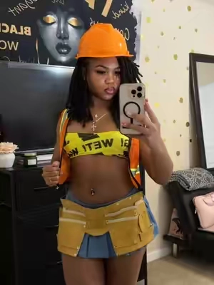 Halloween costume: Construction worker 🔨  🚧 
