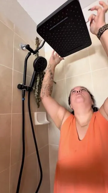 13 inches of rainfall water and a body spray wand it just right 😌 #showertok #showerroutine #showerproducts #showerhead #tiktokshopcreatorpicks 