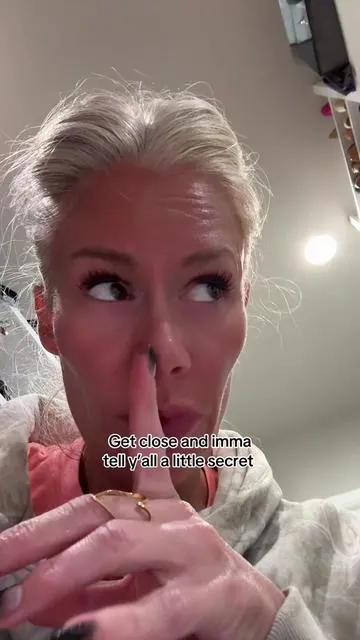 Shhhh. It’s our secret. #koreanskincare #medicube @medicube global #skincare 