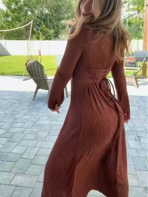 THE dress for fall. 😍