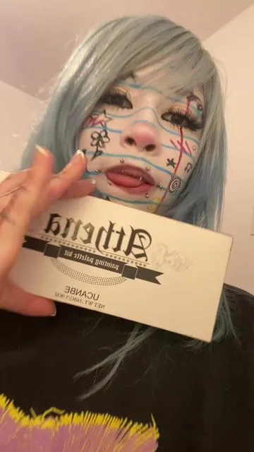 This is different 📝 #fyp #fypシ゚viral #athenafacepaintpallete #facepaint 