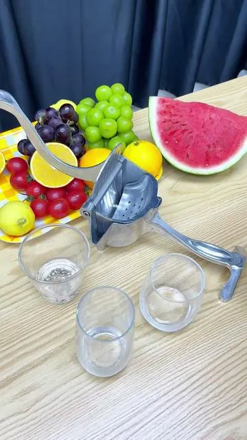 Enjoy freshly squeezed juice at home #Juicer #juice#recommendedproducts #freshlysqueezed#silentjuicer 