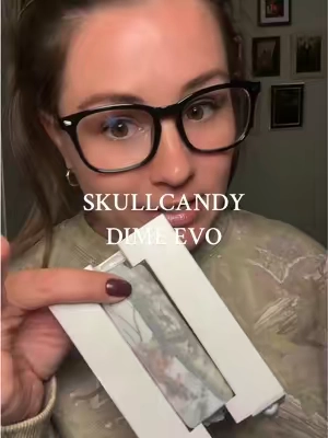 Skullcandy dime evo earbuds feel nostalgic with an upgrade😍 and the camo?! 🎧🍁🍂🤎 #skullcandy #earbuds #techgifts #giftsforhim #tiktokshopblackfriday 