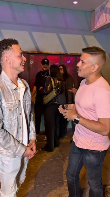 Is Matthew iconic now? #publicinterview #tiktokshopcreatorpicks #streetinterview #teatime #lgbtqtiktok 