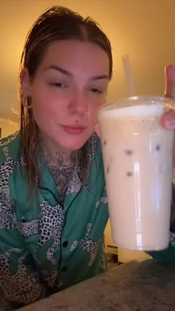 chocolate chip cookie cinnamon roll protein coffee! 😮‍💨 do not miss @Caffeine, Candles & Chaos sale because you're gunna be obsessed with these like i am. 😍 10g of protein, biotin, collagen, and vitamins in 30 different delicious flavors to mix and match and if coffee isn't your thing i have their loaded teas, waters, and lemonades at the top of my showcase for you! 🙌🏻 stop making excuses for your health and make a healthier switch without sacrificing taste. 🖤  #fyp #coffee #viral #grwm #fitness 