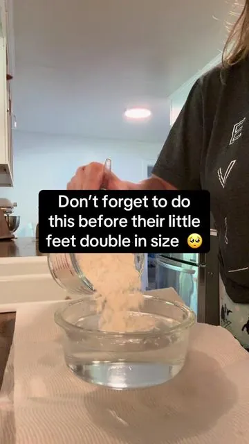 🥺🥲 I did this with all three of kids kids and I’m so happy I did #gifts #giftsformom #giftsfordad #giftsforgrandparents #tiktokblackfriday 