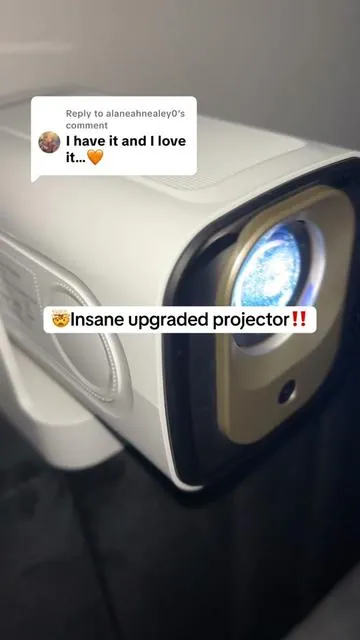 Replying to @alaneahnealey0  one of the best projectors ‼️ #projector #movies 