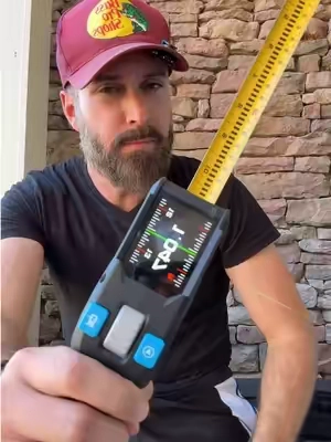 The handiest of all tape measures #tools #tapemeasure  #digitaltapemeasure  #buildingtools  #TechGadgets