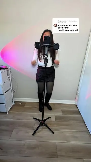 Respuesta a @𝘾𝙖𝙧𝙡𝙤𝙨 𝙂𝙖𝙫𝙞𝙙𝙞𝙖 tripod con reconocimiento facial y un giro de 360 grados para la creacion de contenido #autofacetracking #tripod #tripodstand #tiktokshopblackfriday #tiktokshopcreatorpicks 