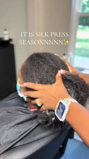 This FHI Handless Blow Dryer is IT!!!🔥😮‍💨  Literally haven’t stopped using it for myself, my daughters , and my clients since I got it!!  This is literally a MUST HAVE as a natural hair girly! 100/10👏🏾 #fhi #silkpressnaturalhair #silkpress #naturalhaircare #naturalhairjourney 