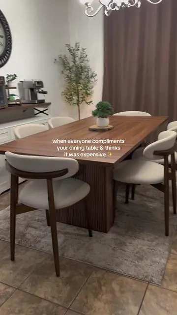 I’m literally obsessed with this dining set!! The quality is soo good too!! 🤎🕯️ #diningtable #diningset #homedecor #fyp #tiktokshop 