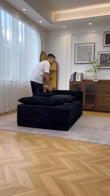 Don’t you want to have such a comfortable sofa?#livingroom #sofa 