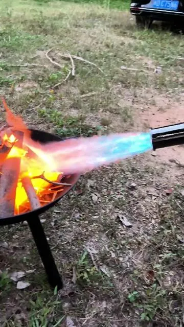 40 years traditional? Joking! 🤯 Handheld flamer, small propane quick light charcoal wood clear grass. Adjustable flame, safe trigger, one press 3200°F fierce! 🔥 Ideal outdoor activities, neighbor saw wants link. Buy yellow cart! 🛒 #torch #flamethrower #bbq #tiktokshop #fyp 