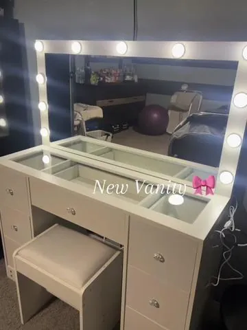 Obsessed 😍, #vanity #fy #fyp #vanitysetup #makeupvanity 