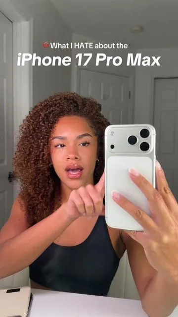 Finally a normal looking case that doesn’t make the iPhone 17 look more like an Android😭 Still love this phone regardless tho, it’s so amazing🙏🏽 #iphone17promax #newiphone #iphone17review #iphonefeatures #tiktokshopcreatorpicks @CASEKOO 