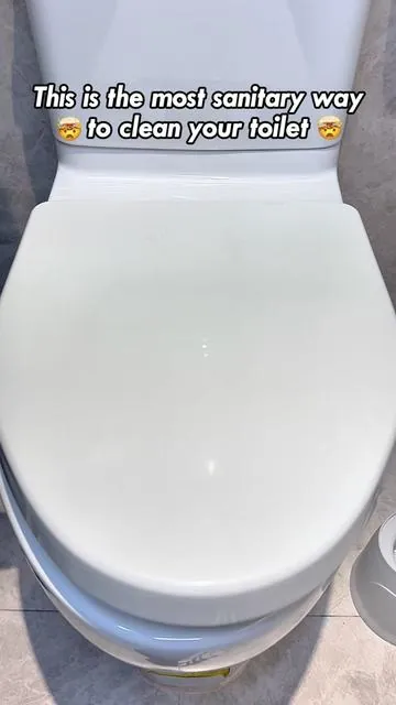 Toilet Cleaning Nightmare? This Disposable Hack Lets You Clean Without Touching Gross—Satisfying AF!#CleanTok #tiktokmademebuyit 