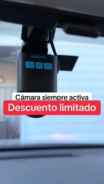 Dash cam 4G para carro que graba sin WiFi.  Cámara para carro con conexión 4G siempre activa.  Dash cam con chip 4G que transmite en tiempo real.  #dashcam4G #camaraparacarro #seguridadvehicular #gadgetsparacarro #tecnologíaauto