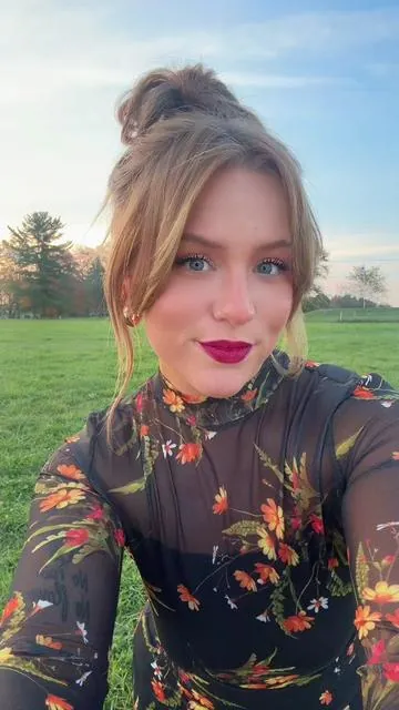 Family photos outfit 🍁🍂 #familypictures #outfitoftheday #fallphotos #fypppp 