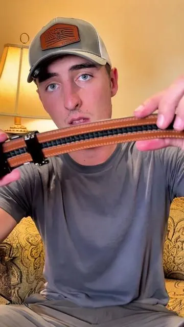 Upgrade your everyday style with the Bostanten Leather Ratchet Belt. Crafted from premium genuine leather, this belt features a sleek ratchet buckle system that allows for precise adjustments and a perfect fit every time. Durable, versatile, and stylish, it’s designed to pair effortlessly with both casual and dress outfits. Comfort, convenience, and timeless design come together in a belt built to last. #Bostanten #LeatherBelt #RatchetBelt #MensAccessories #EverydayStyle  