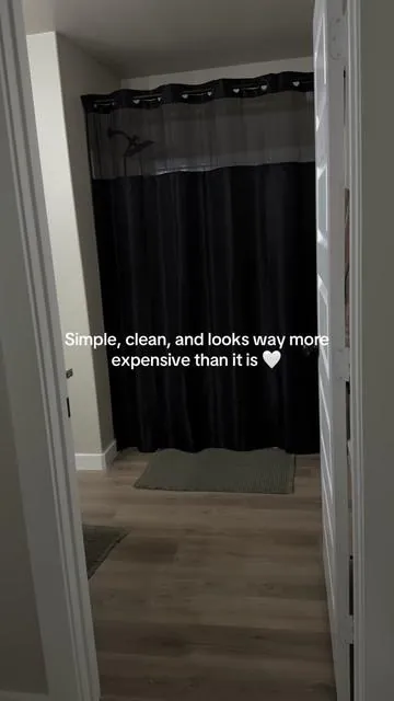 This curtain >>> any expensive bathroom makeover 💸💫