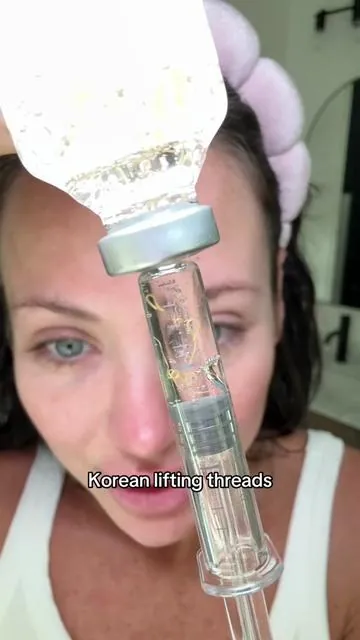 I think I have seen it all now. And I’m so here for it. Korean skincare needs a gold medal 🥇  #liftingthreads #sungboon #facelift #koreanskincare  