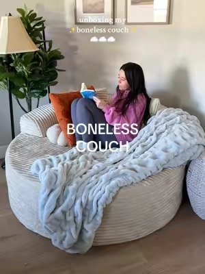 oversized. cloud comfy and my favorite reading/napping spot 😴 ✨☁️ #bonelesscouch #couch #comfychair #ovios #tiktokshopcreatorpicks @OVIOS OFFICIAL 