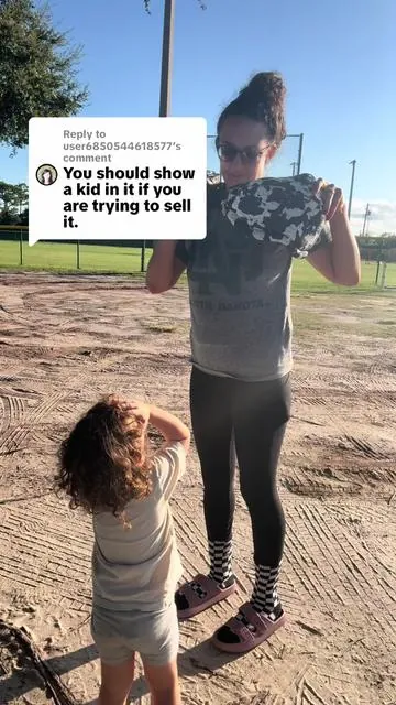 Replying to @user6850544618577 here you go! This is the Liftoff toddler sling in action. It it lightweight and easy to scoop up said toddler with. I’ve had it for not even a week maybe and I’m already using it more and more. And she loves it!  @tushbaby ❤️ #tushbaby #toddlermom #tiktokshopblackfriday #tiktokshopcybermonday #tiktokchristmas 