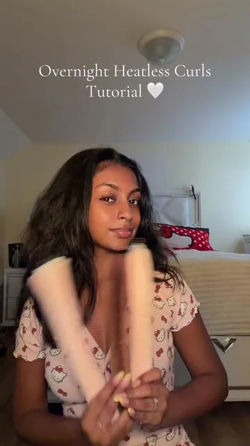 Look at the volume 😍. this is so easy and quick to do and the results are amazing. you should def give it a try.  #heatlesscurls #overnightcurlstutorial #overnightcurlsresults 