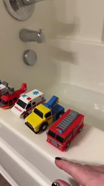 These are selling fast at this price! Grab a set while you can, your child is going to love it! #bathtoys #toddlertoys #christmasgiftideas 
