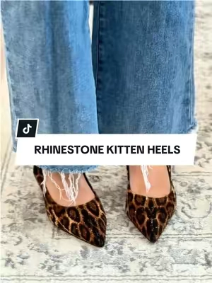 Finally got a pedicure but these will definitely be my go to shoe when my toes need to be hidden from the world 😂 how adorable are these? 😍 #outfit #shoes #kittenheel #dressyshoe #cuteshoes 