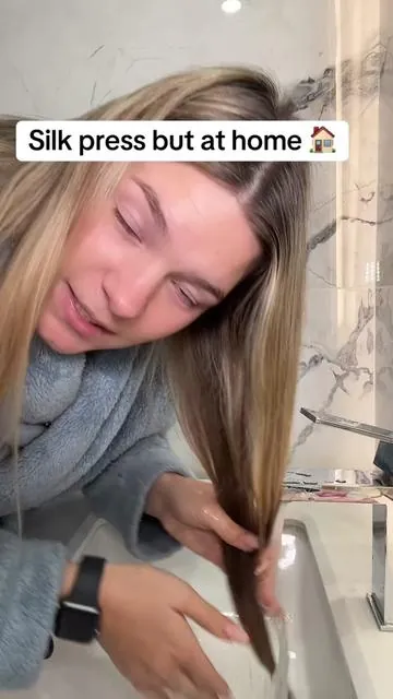 Never new my hair was missing this much protein #haircare #hairstrengthening #silkpress #silkyhair #drmelaxin 