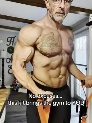 💪 Take your workouts anywhere with the HPYGN Sport 300-lb Resistance Band Kit! This setup replaces a full rack of weights — build muscle, burn fat, and get that pump no matter where you train. Perfect for home, travel, or gym-on-the-go athletes like me. Let’s go to work! 🔥 #ResistanceBands #HomeWorkout #FitnessMotivation #HPYGNSport #GymAnywhere