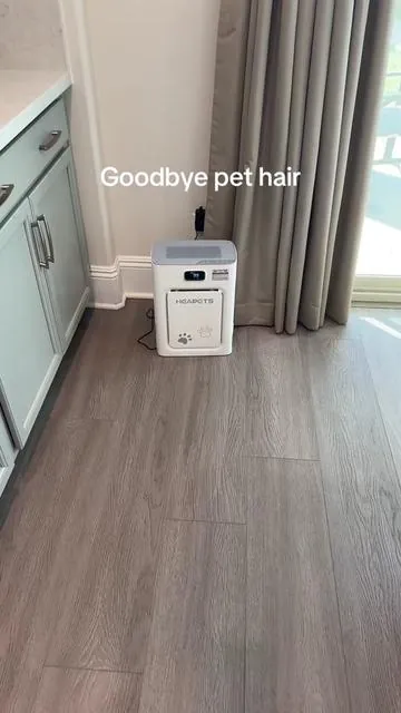 The @Heapets Official is the only air purifier made for people with pets! Not only is it cleaning our air but it’s also getting rid of pet hair that’s filled with dirt and allergens. #tiktokshopcreatorpicks 