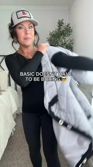 NEW 👏 FAVORITE 👏 VEST! 🤩🤩  #tiktokshopcreatorpicks #tiktokshopblackfriday #tiktokshopcybermonday #puffervest 