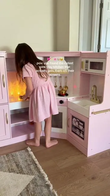this pink play kitchen set is one of my favorite finds as a mom! It's been keeping my girls busy for hours! The perfect "big gift" idea ✨💖 #playkitchen #christmasgiftideas #toddlergiftideas #tiktokshopcreatorpicks #tiktokshopblackfriday 