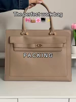 The perfect work bag! 👜✨ Holds 2 drinks & a laptop 💻 #lovevook #bags #packmybag #whatsinmybag #workbag 
