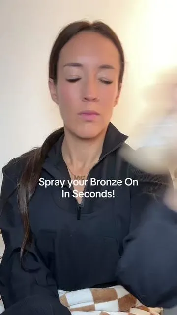 The @Peta Jane Beauty face & body tanning mist is another way you can get that natural bronze color on your face without having to load on more makeup!  Simply apply your makeup for your day, skip the bronzer step & use this lightweight mist instead! You will love the natural look to vs. the heavy make up look! I’m obsessed with it!  #petajanebeauty #tanningmist #tiktokshopcreatorpicks #tiktokshopblackfriday #fallfestival 