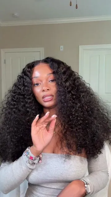 OQ gone forever be that girl when it comes to affordable great quality wigs 😻 @OQHAIR @oqhairshop  #oqhair #tiktoktopwigs #gluelesswigs #burmesecurly 