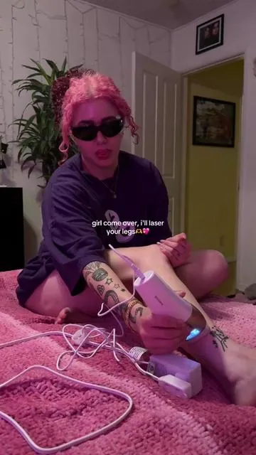 slumber party???? but it's a spa night ?!????😍💖✨ DIY at home laser hair removal