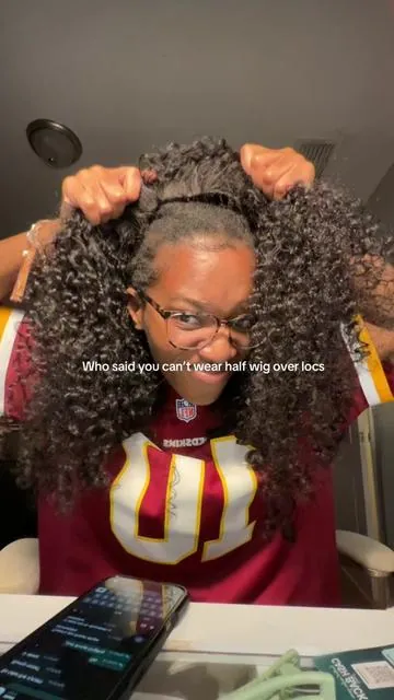 Chefs kissss @VIPbeauty Hair Shop #halfwig #locstyles #burmesecurly half wig on 4c!