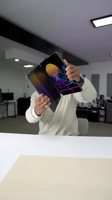 Lo más interesante que verás hoy! #esrtech #esripadcase #blackfriday #ios26 #ipadprom5 @ESR US 