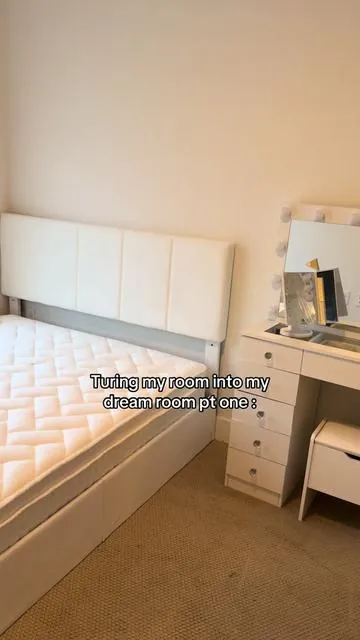 #bedframe #velvetbedframe 
