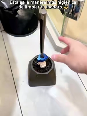 Limpien birn sus baños 🤮🤢🚽💩 #bathroomcleaning #toiletcleaner #limpiando #bañosmodernos #parati 