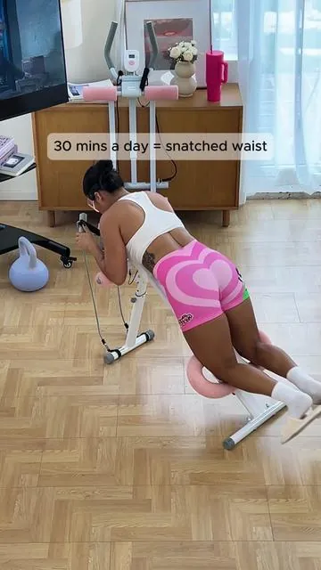 Smooth glide, zero pressure — just a tighter waist every single day! #TikTokShopFallDealsForYou #homeworkout #fitnessgoals #tiktokmademebuyit #christmas