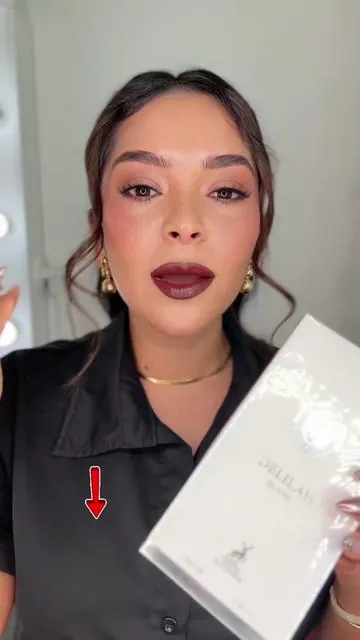 Link del perfume aquí ⬆️⬆️ Probando un perfume que su aroma se parece al Valaya 😳🤯. Quede en shock 😳🫠.  . . . . #maisonaalhambra #valayainspired #mabellrodriguez #mabelltips #delilahblanc 