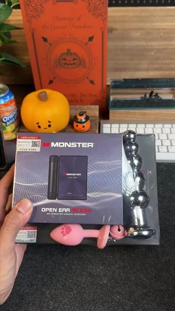 #TikTokShopFallDealsForYou #TikTokShopBlackFriday #Monste #earphones 